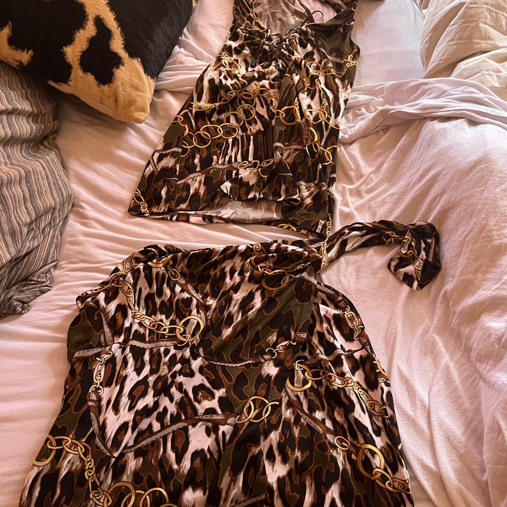 Vintage Cache summer set.